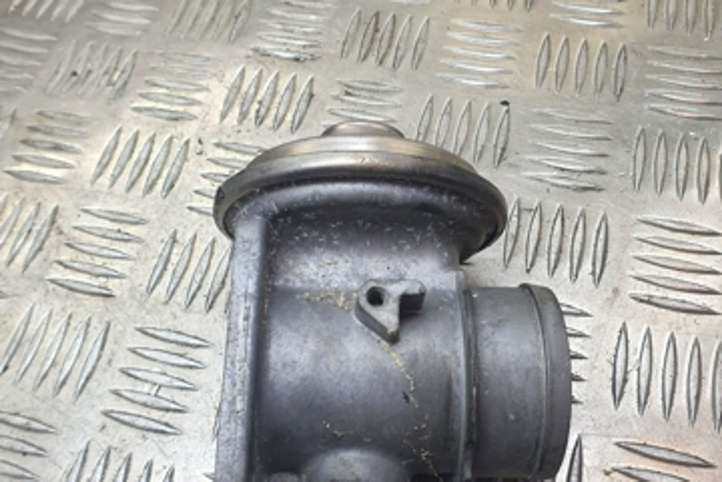 BMW 3 E46 (1998 - 2005)  72826400 Клапан EGR