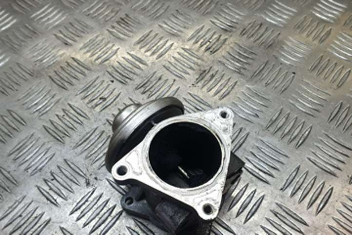 Volkswagen Golf IV (1998 - 2005)  038129637D Клапан EGR