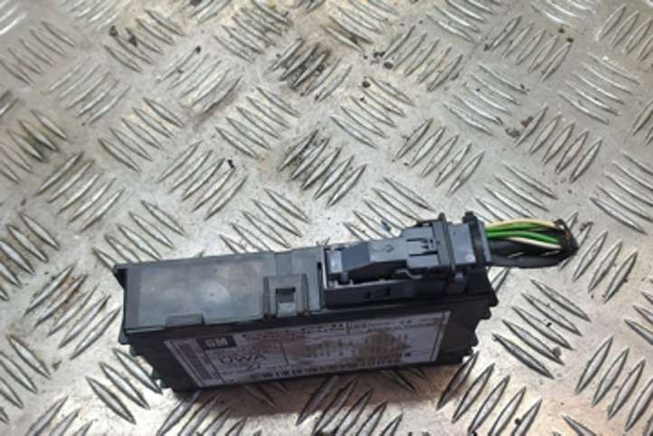 Opel Zafira (2003 - 2006)  13187911 Блок управление GSM