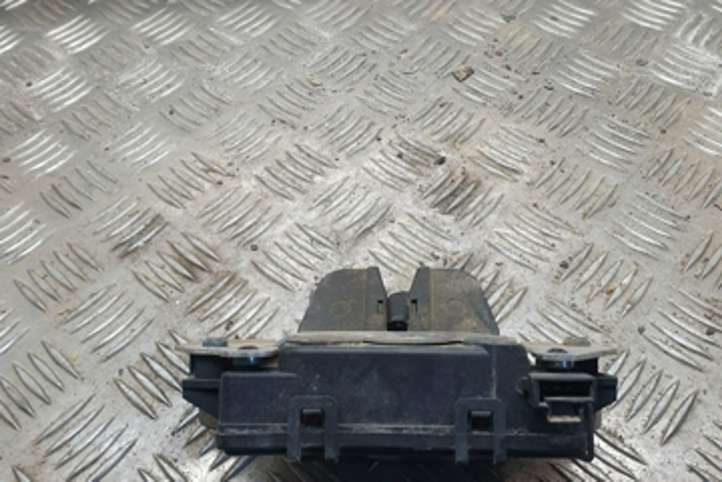 Opel Zafira (2003 - 2006)  495058724 Замок задней крышки