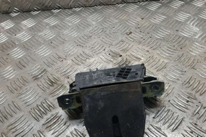 Opel Zafira (2003 - 2006)  495058724 Замок задней крышки