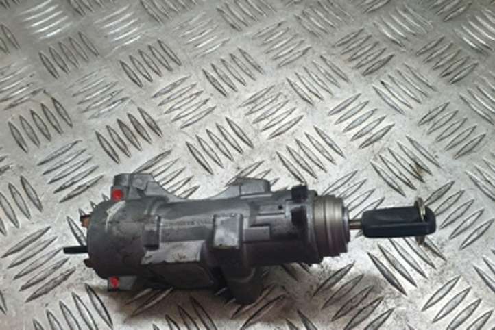 Volkswagen Sharan (2000 - 2003)  4B0905851B Замок зажигания