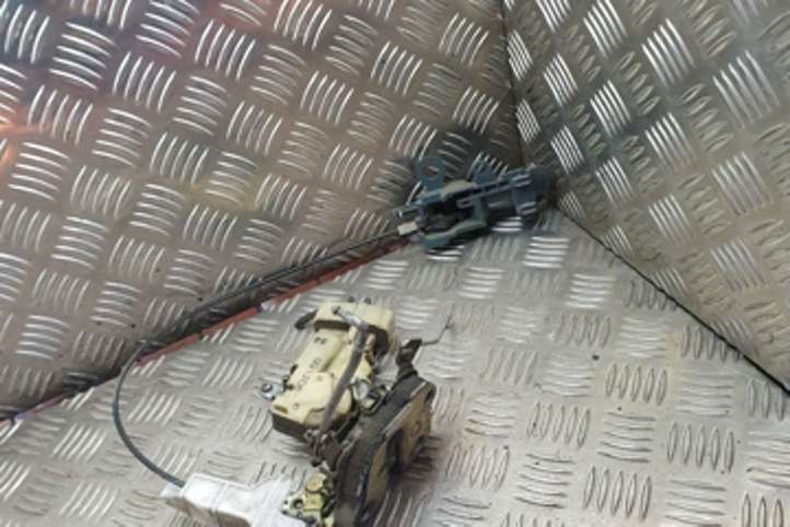 Toyota Yaris Verso (1999 - 2005)  991206 Передняя звукоизоляция