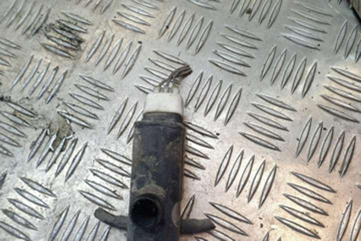 Toyota Yaris Verso (1999 - 2005)  8653620460 Насос оконной жидкости (стекол)