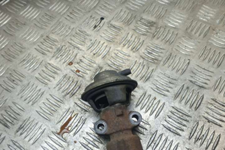 Mazda MPV (1999 - 2006)  K5T57881 Клапан EGR