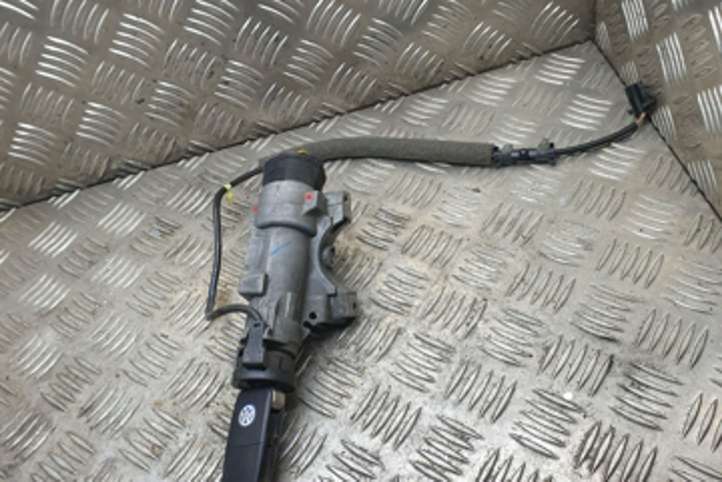 Volkswagen Sharan (2000 - 2003)  4B0905851B Замок зажигания