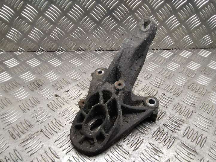 Mini One Cooper Coupe R56 (2004 - 2014)  22316872019 Кронштейн
