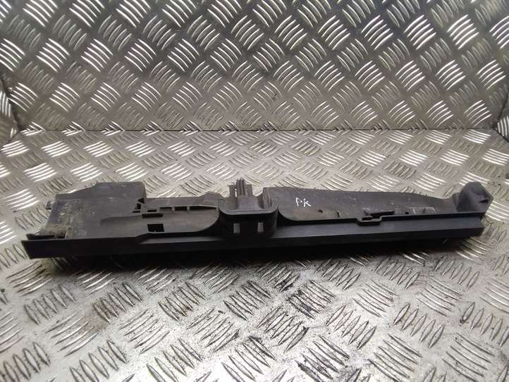 BMW 3 E90 E91 (2005 - 2012)  1710752491211 Кронштейн