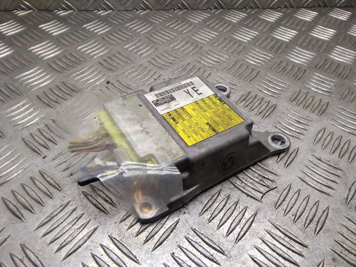Toyota Prius (XW30) (2009 - 2015)  8917047110 Блок управления надувных подушек