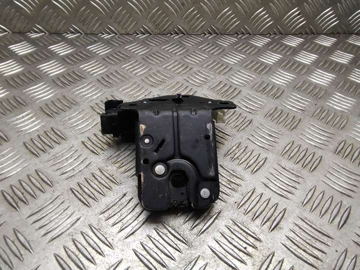 Audi A4 (2004 - 2009)  8P4827505C Замок задней крышки