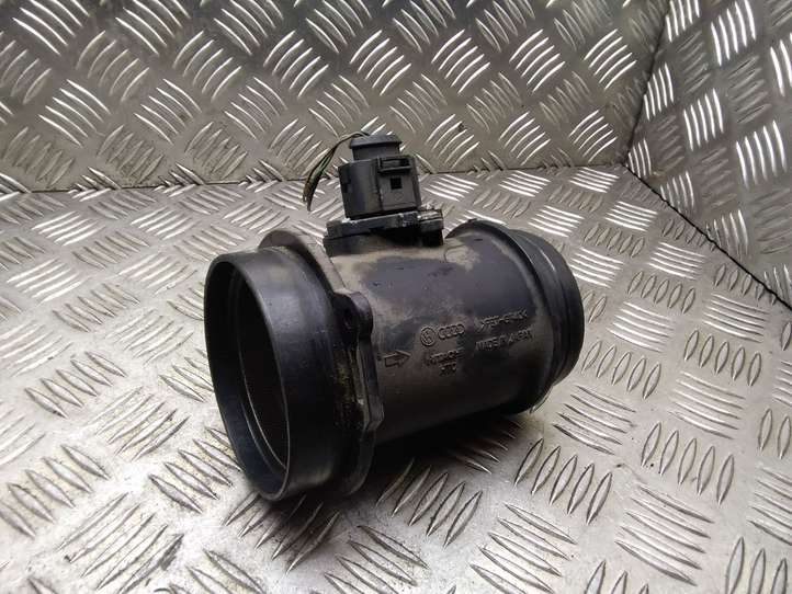Audi A4 (2004 - 2009)  059906461K Измеритель потока воздуха