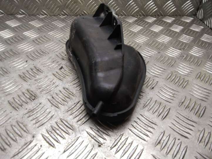 Audi A4 (2004 - 2009)  8E0131541C Воздушный резервуар вакуума