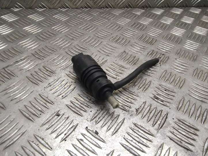BMW 3 E46 (1998 - 2005)  8362154 Насос оконной жидкости (стекол)