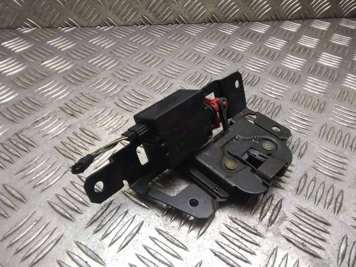 BMW 3 E46 (1998 - 2005)  51247057364 Замок задней крышки