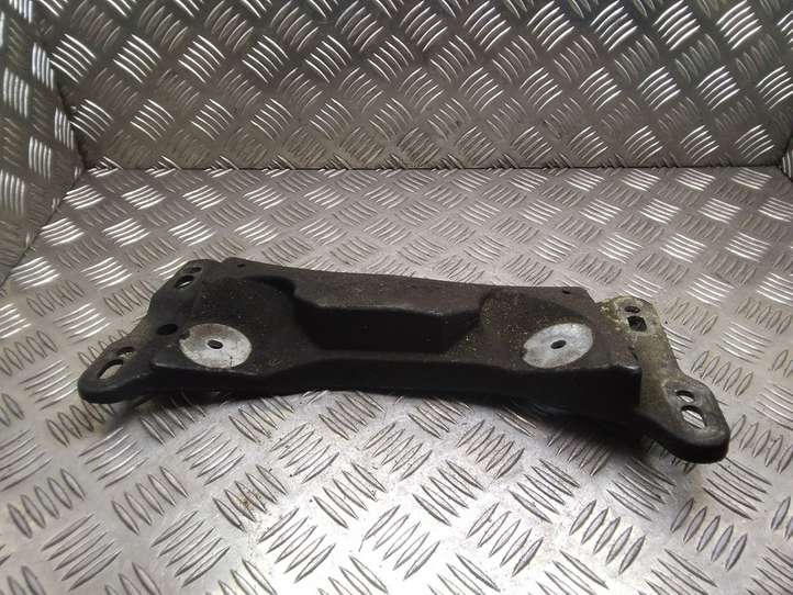 BMW 3 E46 (1998 - 2005)  6760531 Кронштейн