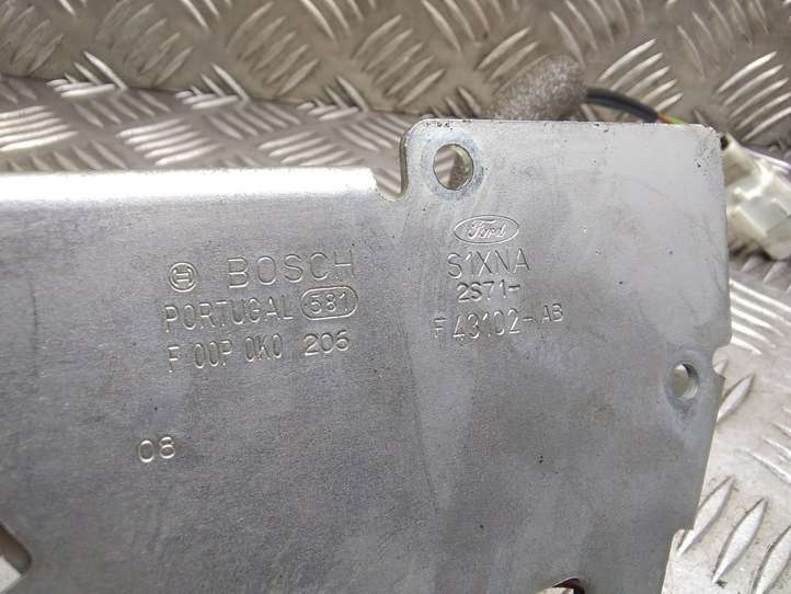 Ford Mondeo Mk III (2000 - 2007)  2S71F43102AB Замок задней крышки