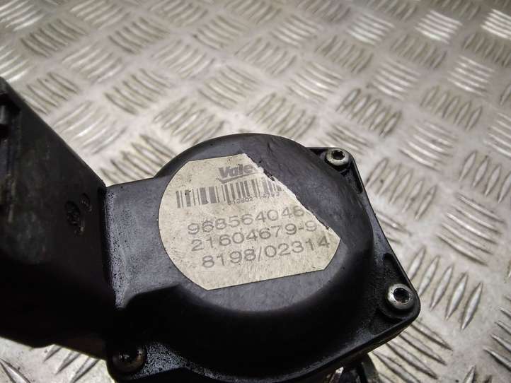 Citroen C4 Picasso (2006 - 2013)   Клапан EGR
