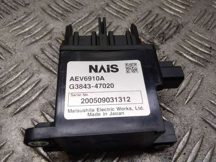 Toyota Prius (XW20) (2003 - 2009)  G384347020 Предохранитель