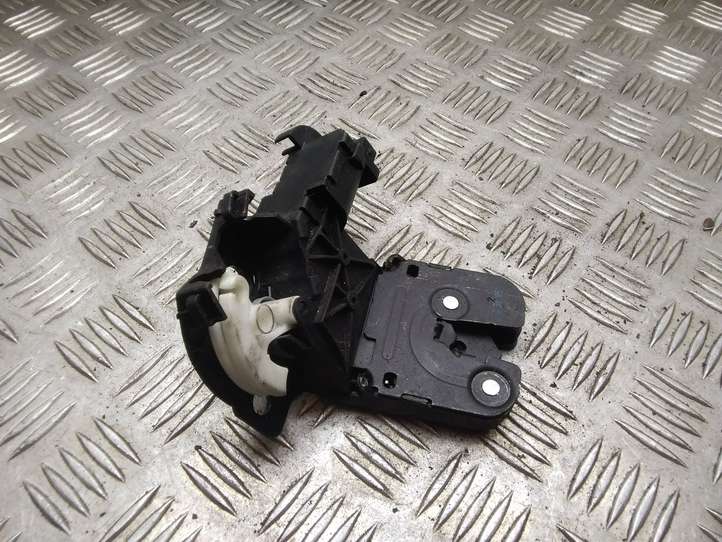 Audi A3/S3 8P (2004 - 2008)  8P4827505B Замок задней крышки