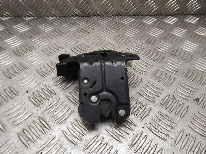 Audi A3/S3 8P (2004 - 2008)  8P4827505B Замок задней крышки