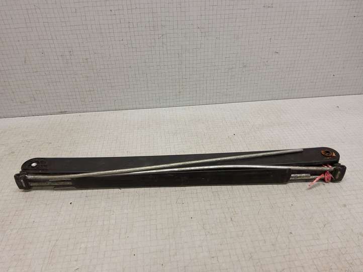 Volkswagen PASSAT B6 (2005 - 2010)  7L0860251 Аварийный знак
