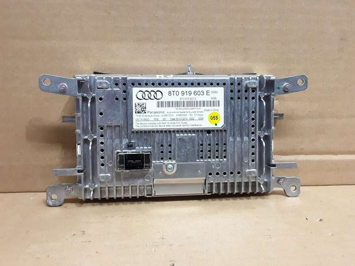 Audi A5 (2007 - 2011)  8T0919603E Экран/ дисплей / маленький экран