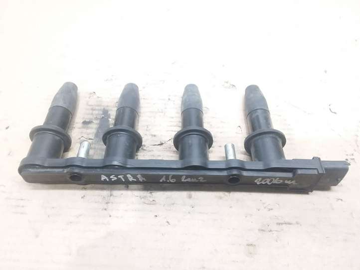 Opel Astra (2004 - 2009)  1104082 Реле высокого напряжения (катушка зажигания, бобина)
