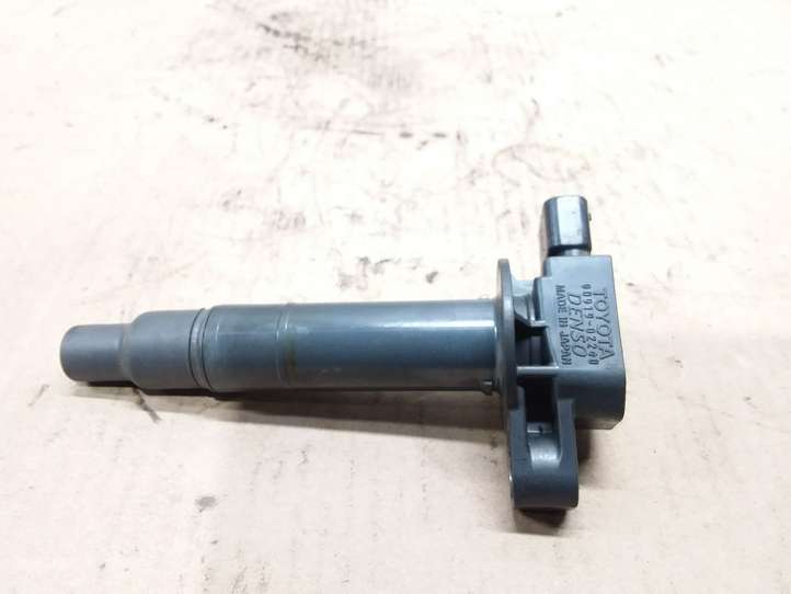 Toyota Prius (XW20) (2003 - 2009)  9091902240 Реле высокого напряжения (катушка зажигания, бобина)