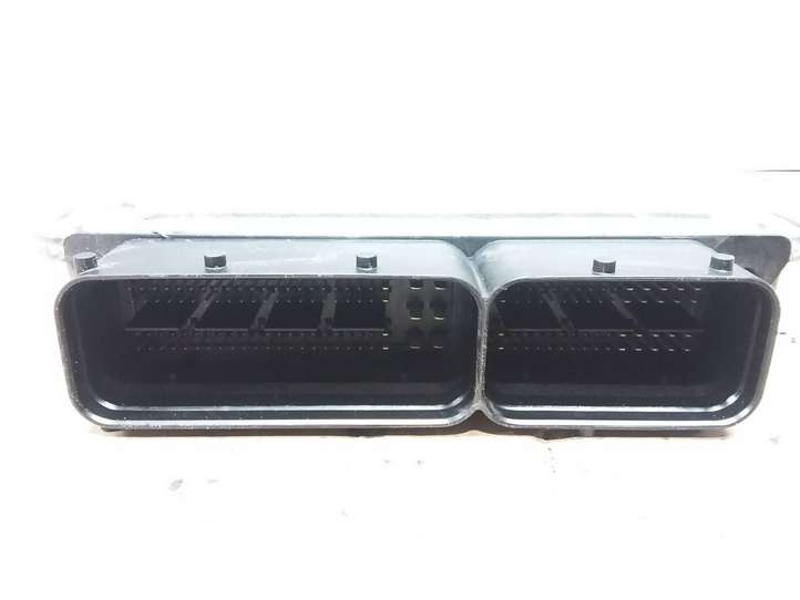 Audi A3/S3 8P (2008 - 2013)  03L906018AH Блок управления двигателя