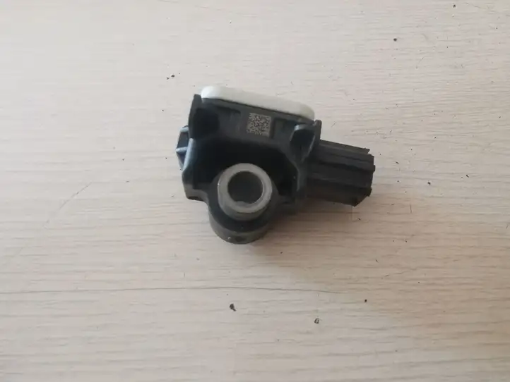 Nissan Juke I F15 (2010 - 2018) 985811LA0A Датчик удара SRS — фото 3