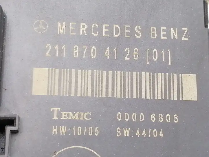 Mercedes-Benz E W211 (2002 - 2009) 2118704126 Блок управления дверью — фото 2