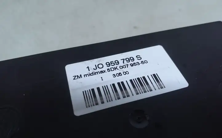 Volkswagen PASSAT B5 (1997 - 2000)  1J0959799S Mодуль kомфортa