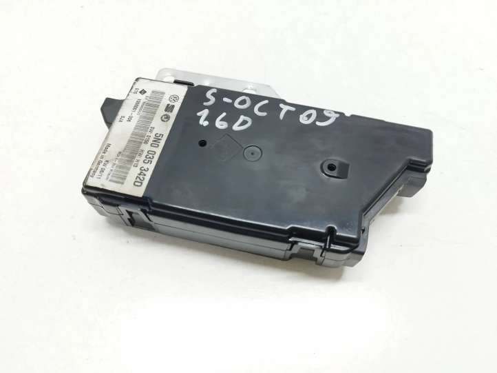 5N0035342D Skoda Octavia Mk2 (1Z) USB valdymo blokas