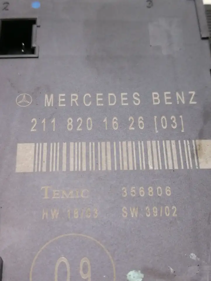 Mercedes-Benz E W211 (2002 - 2009) 2118201626 Блок управления дверью — фото 2