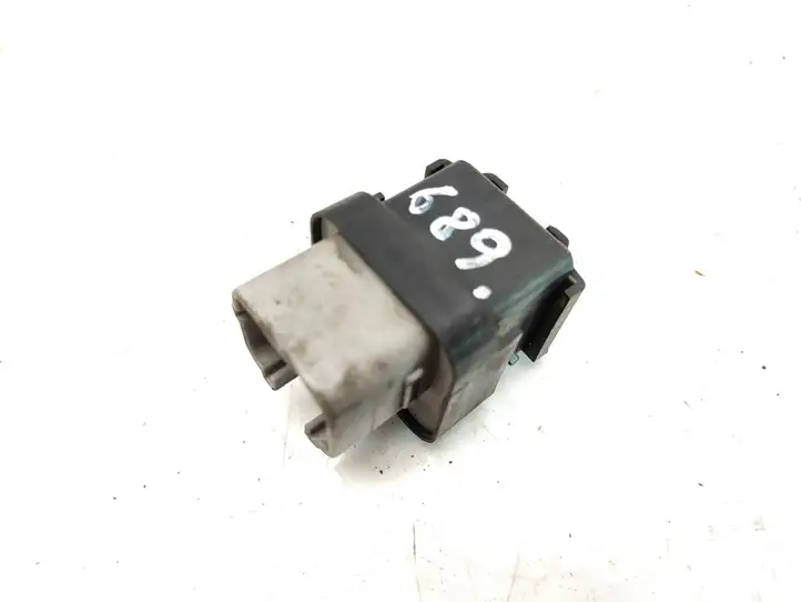 Toyota Avensis T250 (2003 - 2006) 2861067010 Реле накала свечей — фото 3