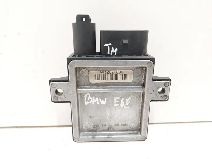 BMW 5 E60 E61 (2004 - 2010)  778832705 Реле подогрева свеч