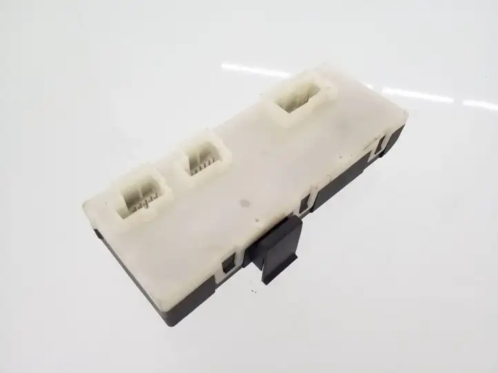 BMW 7 G11 G12 (2015 - 2022)  7463683 Блок управления крышки багажника