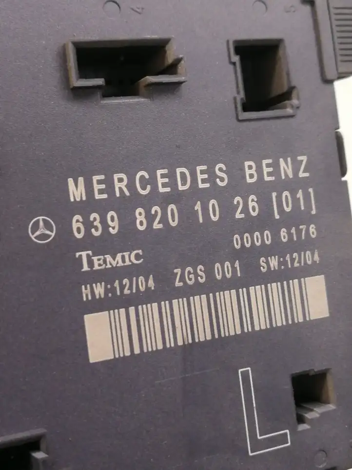 Mercedes-Benz Vito Viano W639 (2003 - 2010) 6398201026 Блок управления дверью — фото 3