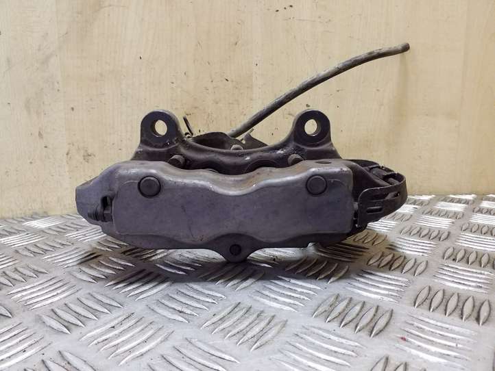Volkswagen Touareg I (2002 - 2010)  207673034A Передний суппорт