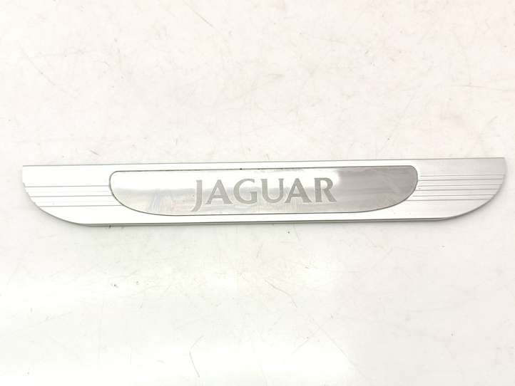Jaguar S-Type (1999 - 2004)  XR835413208 Отделка переднего порога (внутренняя)