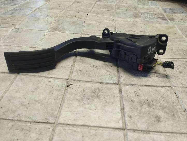 Mazda 3 (2006 - 2009)  4M519F836AG Педаль акселератора
