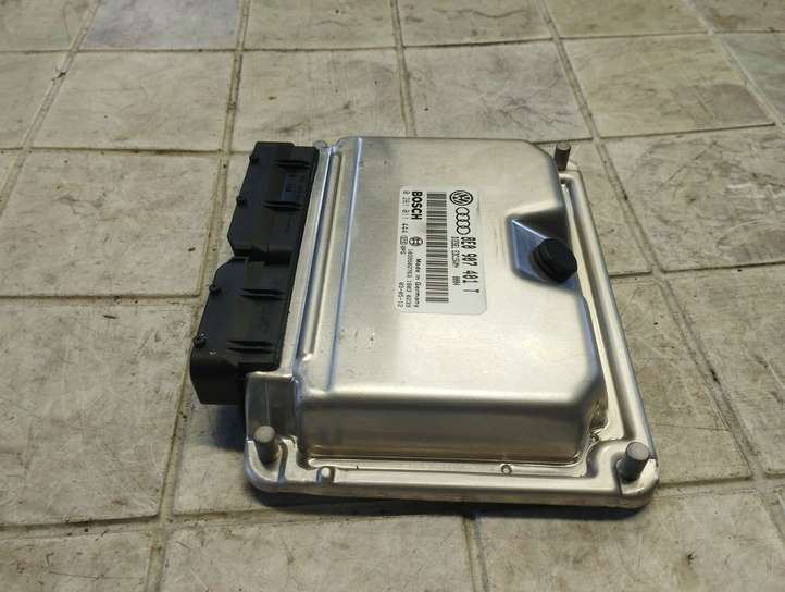Audi A4 (2000 - 2006)  8E0907401T Блок управления двигателя