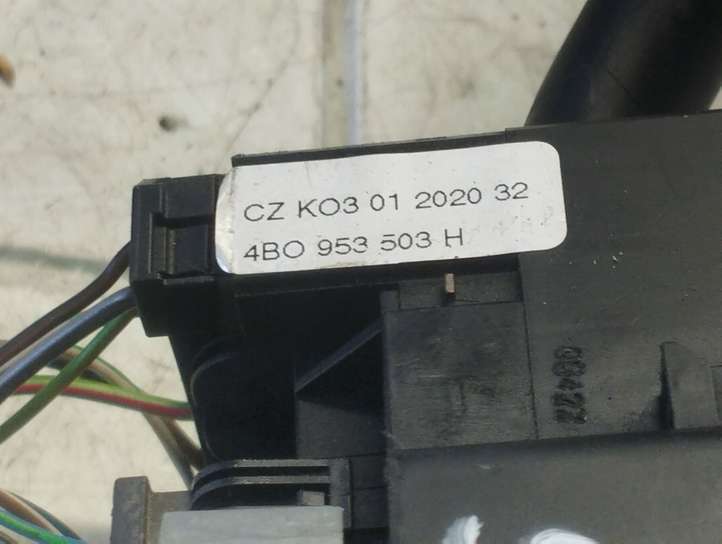 Skoda Fabia Mk1 (6Y) (1999 - 2007)  8L0853513G Комплект ручек