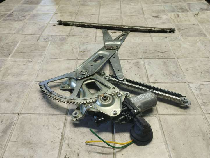 Toyota Prius (XW20) (2003 - 2009)  8571035180 Передний комплект электрического механизма для подъема окна