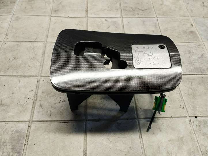 Peugeot 607 (2004 - 2010)  9635393980 Рамка рычага переключения передач