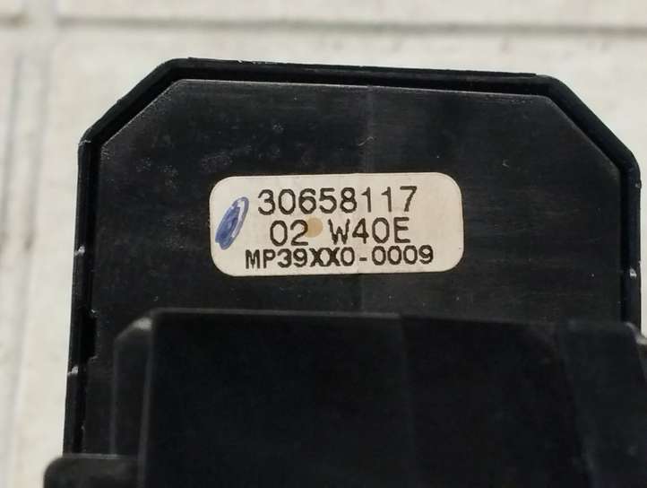 Volvo V70 (2000 - 2004)  30658117 Кнопка стеклоподъемников