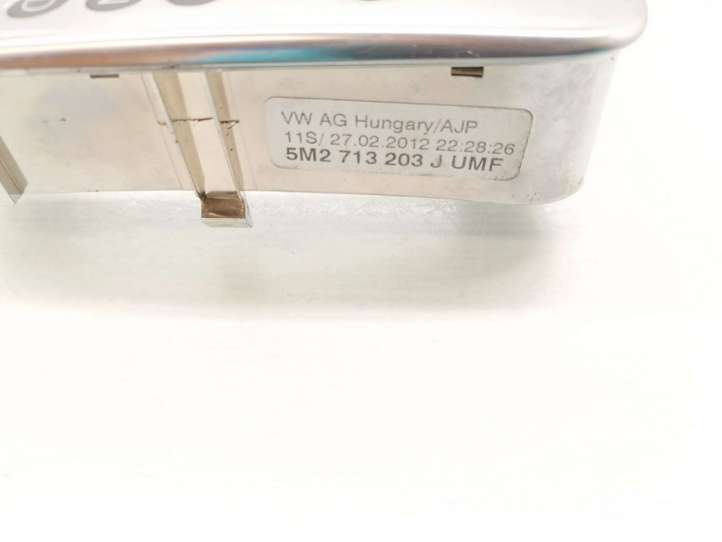 Volkswagen Golf Plus (2008 - 2014)  5M2713203J Рамка рычага переключения передач