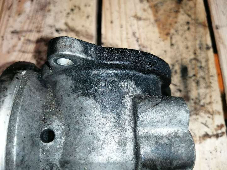 Mitsubishi Outlander (2007 - 2012)  038129637D Клапан EGR
