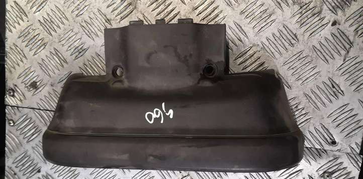 Volvo S60 (2000 - 2004)   Другая деталь отсека двигателя