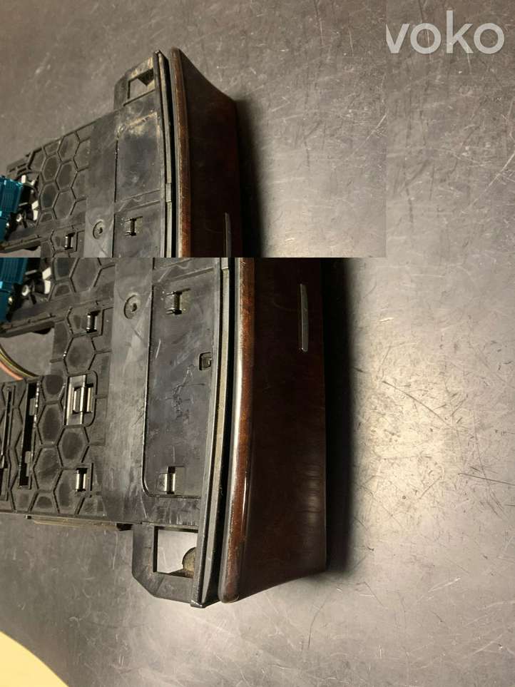 Mercedes-Benz ML W164 (2005 - 2011)  A1648100030 Пепельница